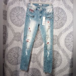NWT Blue Topic Distressed Patchwork Paint Slapper SkinnyLeg Jeans Size Junior5/6